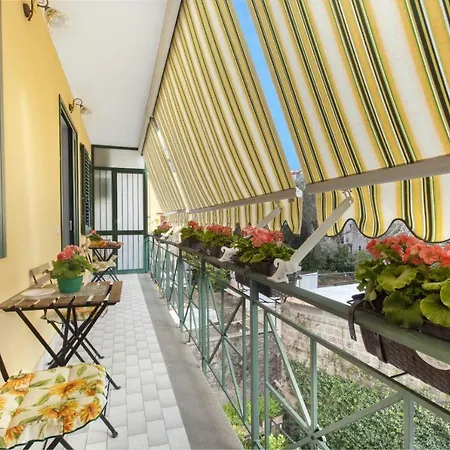 Millie Pensión Península Sorrentina