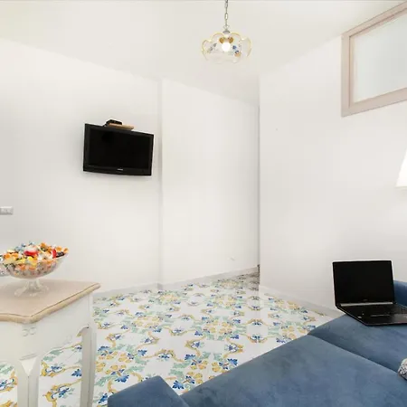 Millie Гостьовий будинок 4*